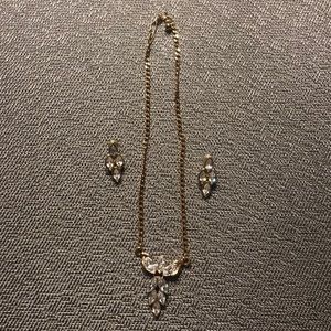 Gold Napier necklace and earrings